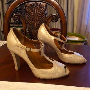 Marc Jacobs Burma Suede Gold T-strap Heels sz 8.5